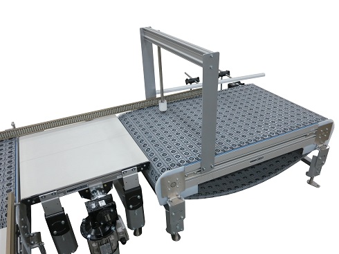 3200 Series Conveyor with bump turn 