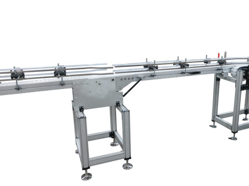 A custom-engineered solution featuring SmartFlex lift gate conveyor.