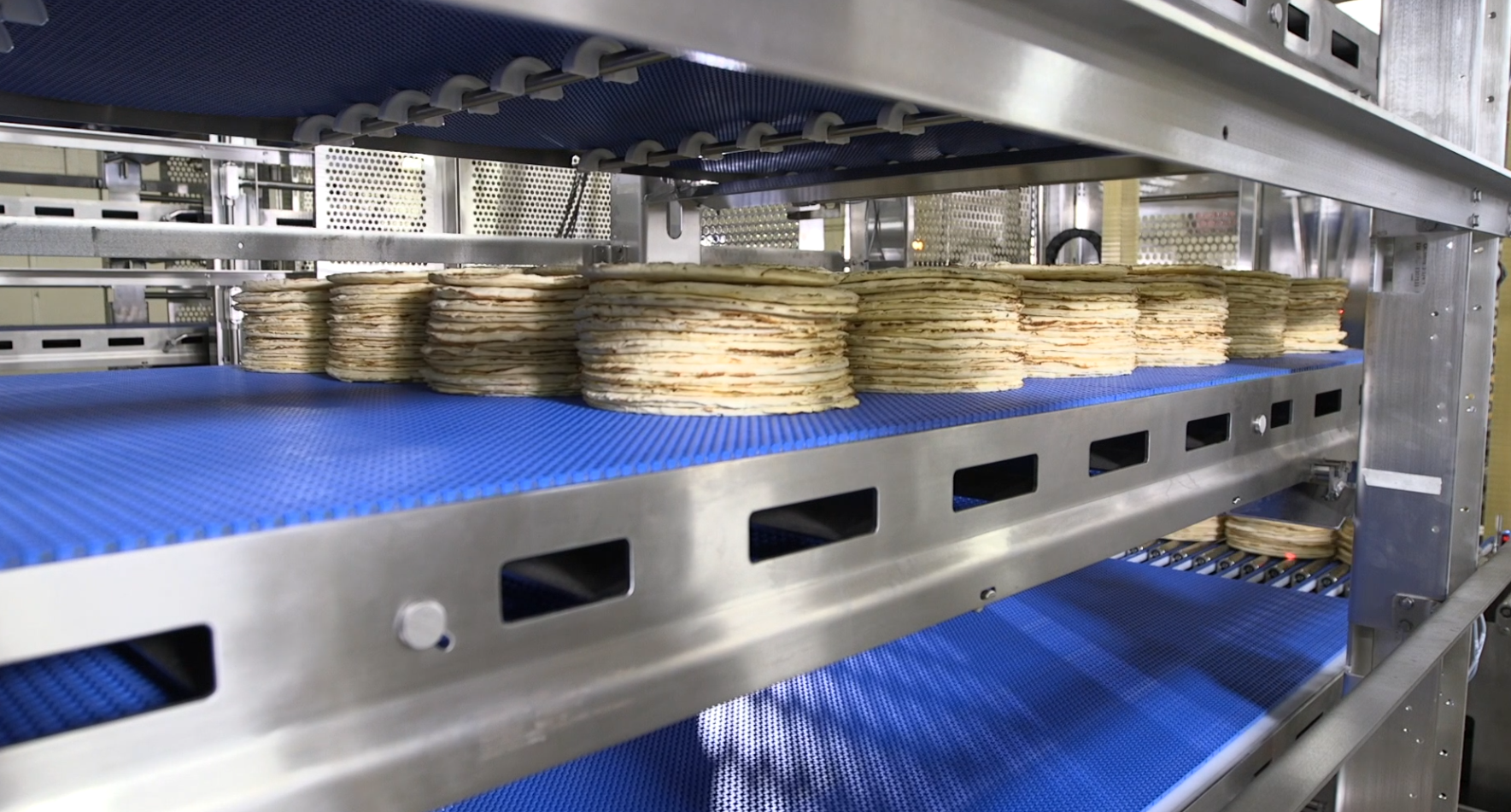 , Smart Product Handling Starts with Smarter Line Design: How Food Manufacturers Can Improve Efficiency, Food Safety, and Throughput